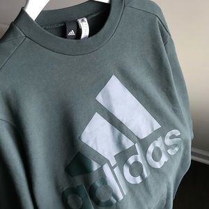 Adidas Sweatshirt